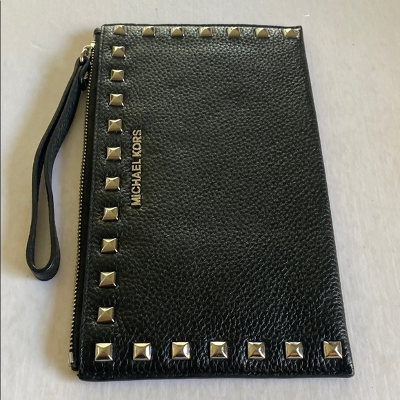 Michael Kors Jet Set Travel 10”x5.5” Black Studded Wristlet/Clutch Bag - Picture 1 of 7
